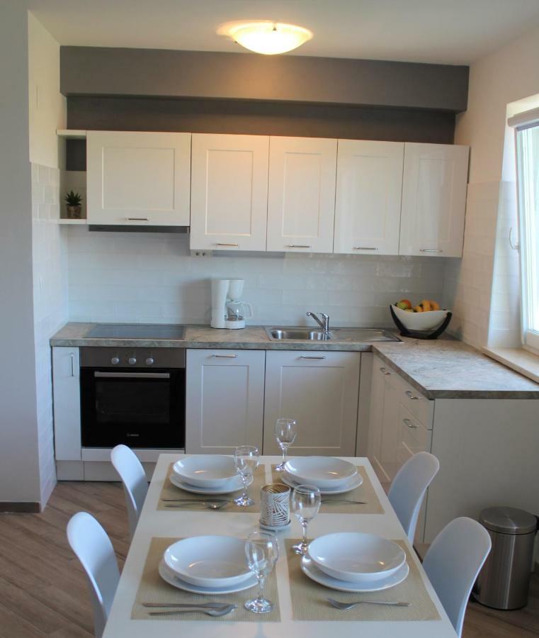 Apartmani Marin เวอร์บนิค ห้อง รูปภาพ